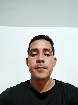 Snapshot of Logan_hetero1 chatting on 11.22.25 Logan hetero1 online show from 11.22.25