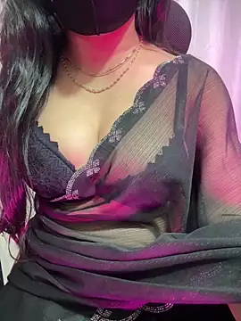 Snapshot of miss-Riya-00100 chatting on 02.13.26 miss-Riya-00100 online show from 02.13.26