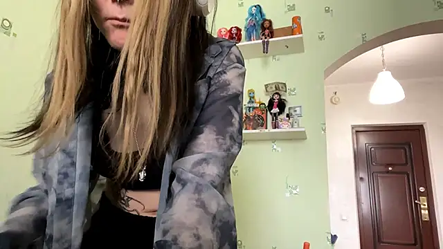 TraceeSchutt online show from 01.08.26