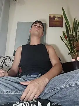 Cute eliot online show from 11.30.25