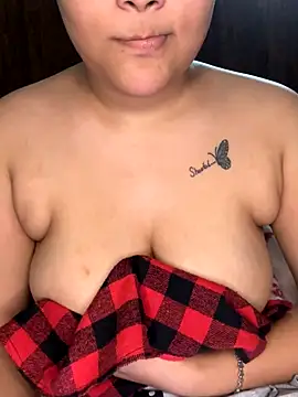 DivyaSharma999 online show from 11.26.25