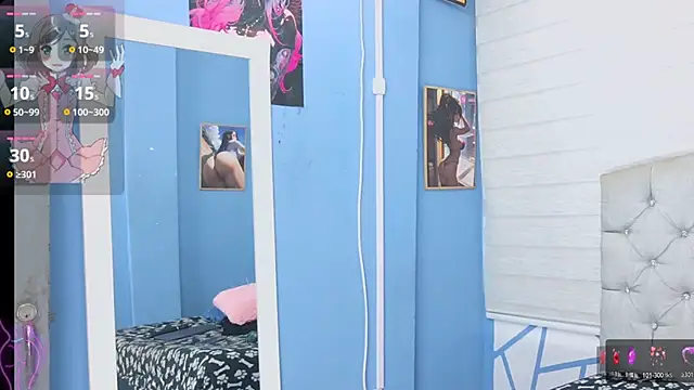 Snapshot of candy_hot_06 chatting on 12.01.25 candy hot 06 online show from 12.01.25