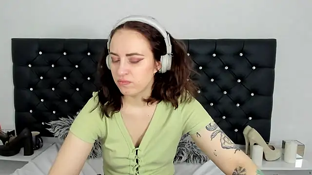 Snapshot of RubyBigBoobs chatting on 02.22.26 RubyBigBoobs online show from 02.22.26