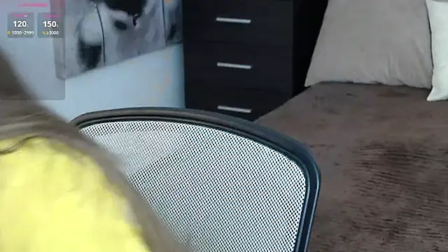 Snapshot of Brandy_Gem chatting on 02.12.26 Brandy Gem online show from 02.12.26