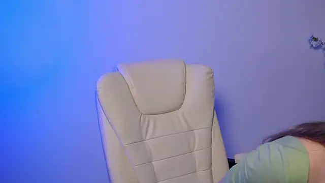 Snapshot of Brandy_Gem chatting on 06.14.26 Brandy Gem online show from 06.14.26