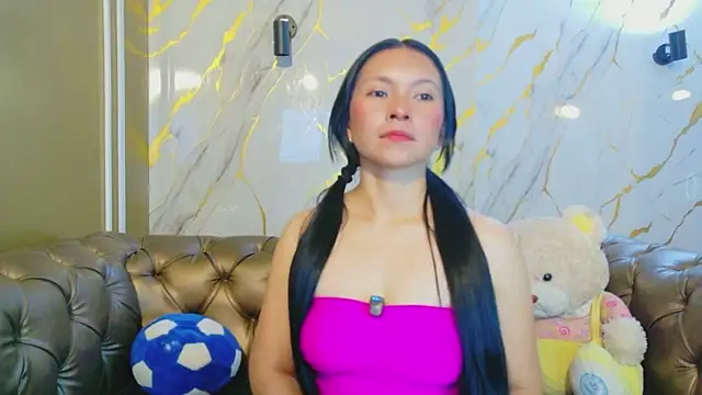 Cloe16  online show from 02.26.26