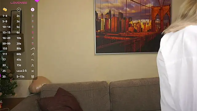 Snapshot of ToyaPletz chatting on 02.21.26 ToyaPletz online show from 02.21.26