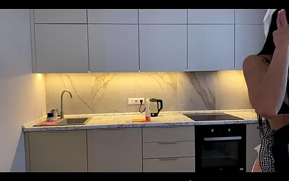 stellaqt online show from 11.25.25