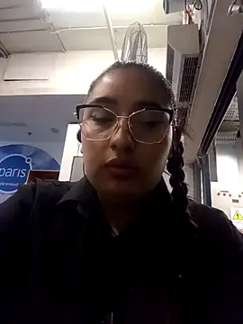 Bizcochitoc4 online show from 02.17.26