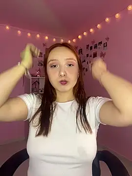 Snapshot of Davne_ chatting on 02.12.26 Davne online show from 02.12.26