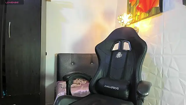 Miss clarepocahose online show from 11.25.25