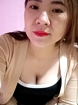 Lily-ross22 online show from 12.15.25