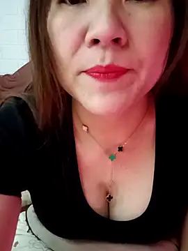 Lily-ross22 online show from 02.12.26