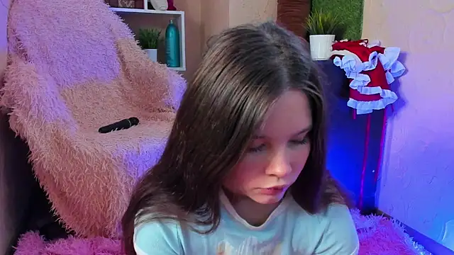 amelialy online show from 11.28.25