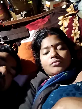 Curvy Vamikaa online show from 12.22.25