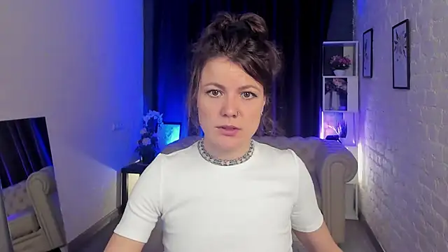 Marla Bri online show from 12.20.25