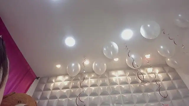 Snapshot of sol-angel chatting on 02.20.26 sol-angel online show from 02.20.26