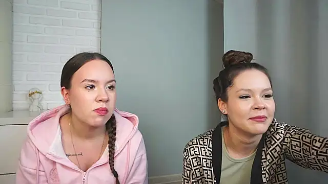 VirginiaRowe online show from 01.06.26