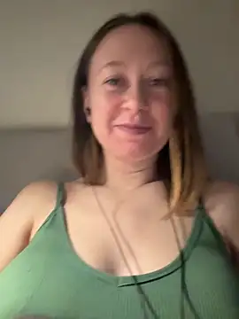 Snapshot of Brooke_lover chatting on 02.13.26 Brooke lover online show from 02.13.26