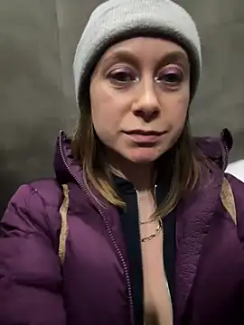 Snapshot of Brooke_lover chatting on 02.22.26 Brooke lover online show from 02.22.26