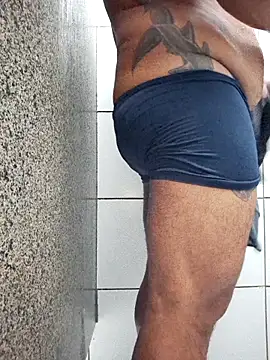 wakahoe online show from 04.10.26