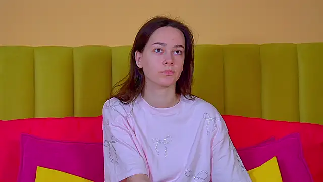 LilyLanes online show from 12.21.25