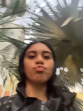 Miia moonn online show from 11.28.25