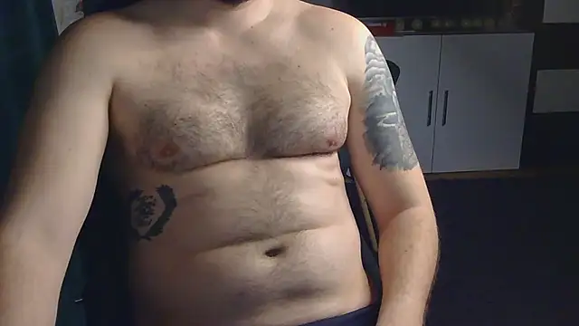 Snapshot of theh0tdick chatting on 02.18.26 theh0tdick online show from 02.18.26