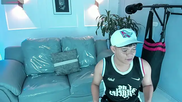 Paul 27  online show from 12.02.25