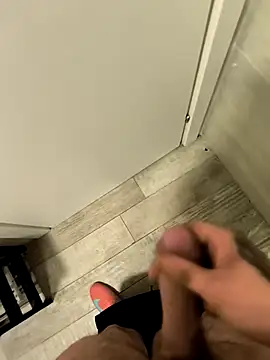 Snapshot of Razvan696969 chatting on 03.01.26 Razvan696969 online show from 03.01.26