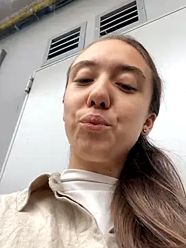 CristinaSw online show from 12.14.25