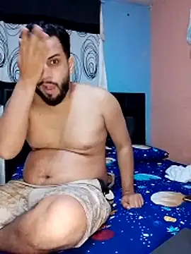 the pink girl online show from 11.27.25