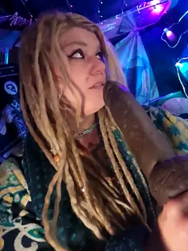Horny hippie online show from 12.17.25