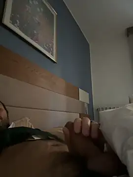 Snapshot of Grossooocazz chatting on 11.26.25 Grossooocazz online show from 11.26.25