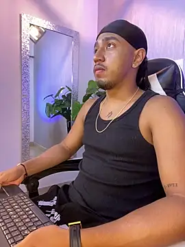 Brand Collins online show from 04.17.26