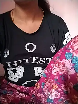 RASHMI SHARMA9 online show from 05.19.26