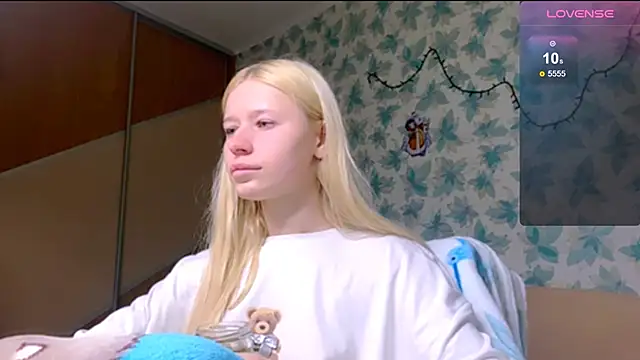 Barbie Blondie online show from 03.28.26