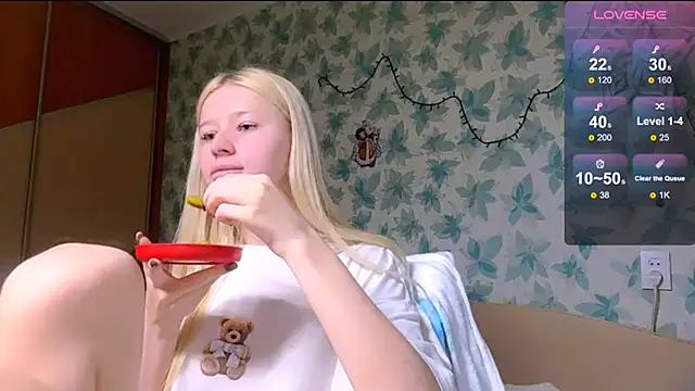 Barbie Blondie online show from 03.29.26