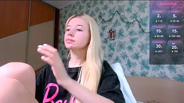 Barbie Blondie online show from 04.14.26