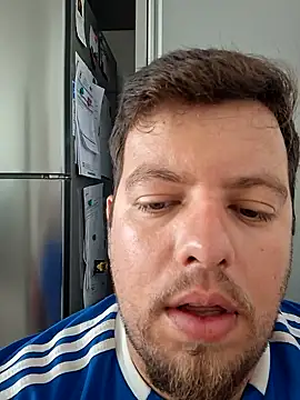 Snapshot of Leoon98 chatting on 02.16.26 Leoon98 online show from 02.16.26