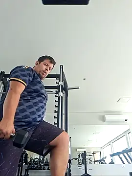 Snapshot of Leoon98 chatting on 02.25.26 Leoon98 online show from 02.25.26