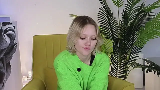 AnikaSlader online show from 11.27.25