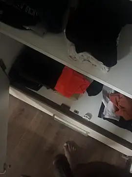 jare692001 online show from 04.14.26