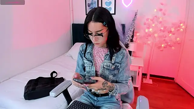 megan rosse11 online show from 11.30.25