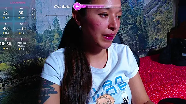 Snapshot of luanablood chatting on 11.26.25 luanablood online show from 11.26.25