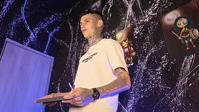 Snapshot of Paulo_527 chatting on 12.03.25 Paulo 527 online show from 12.03.25