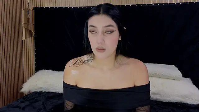 Venus Horney online show from 04.11.26