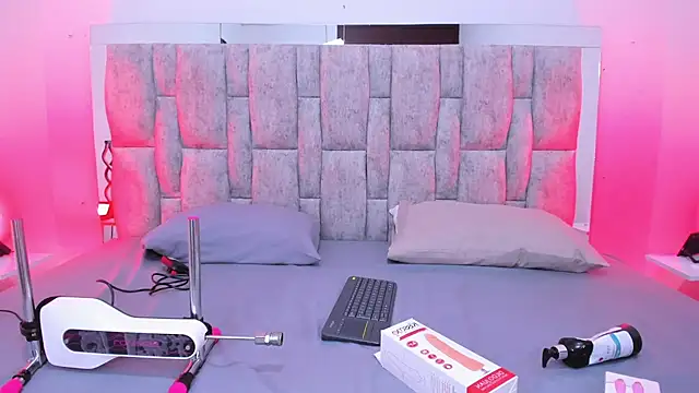 ZafiraNavarro online show from 02.05.26