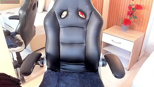 samantha quinnn online show from 12.21.25