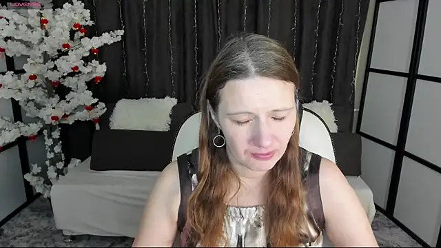 KathrineMeyer online show from 12.23.25